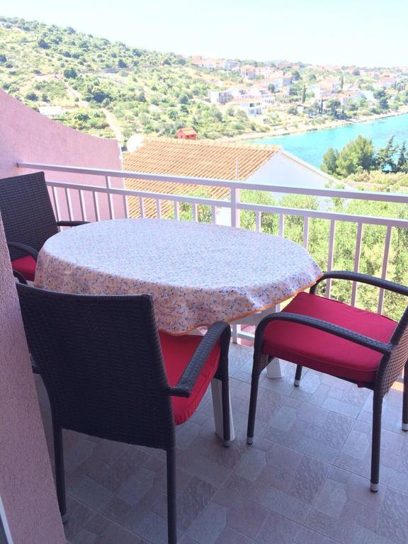 Apartments Pisac Ražanj Eksteriør billede
